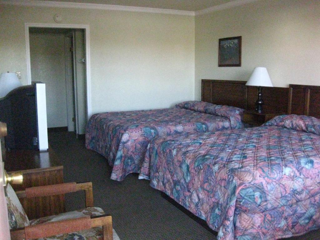 Desert Inn Motel Barstow Room photo